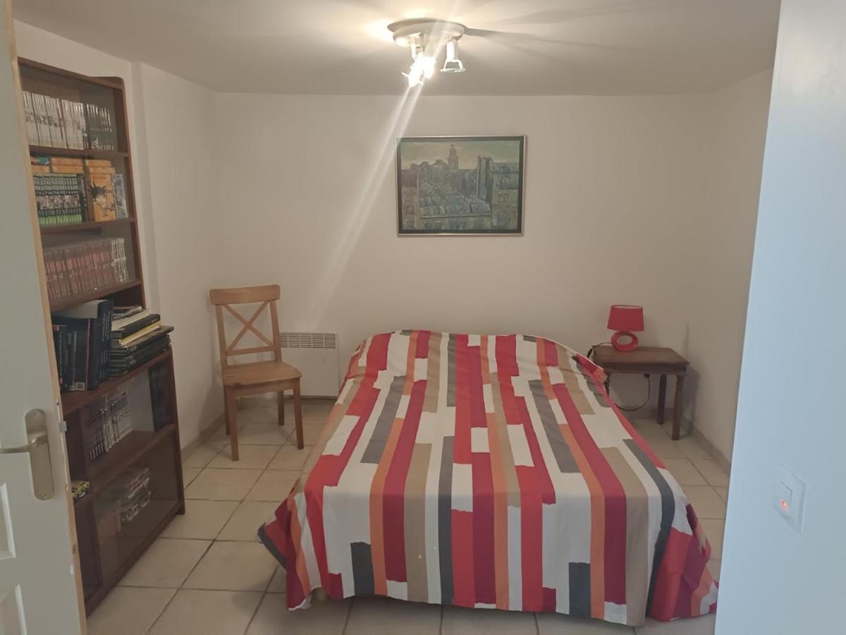 Apartamento La Madrague- 2P Avec Piscine Privative Saint-Cyr-sur-Mer Exterior foto