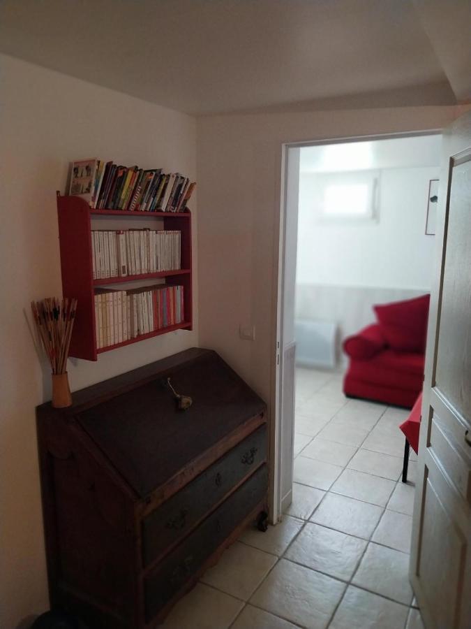 Apartamento La Madrague- 2P Avec Piscine Privative Saint-Cyr-sur-Mer Exterior foto